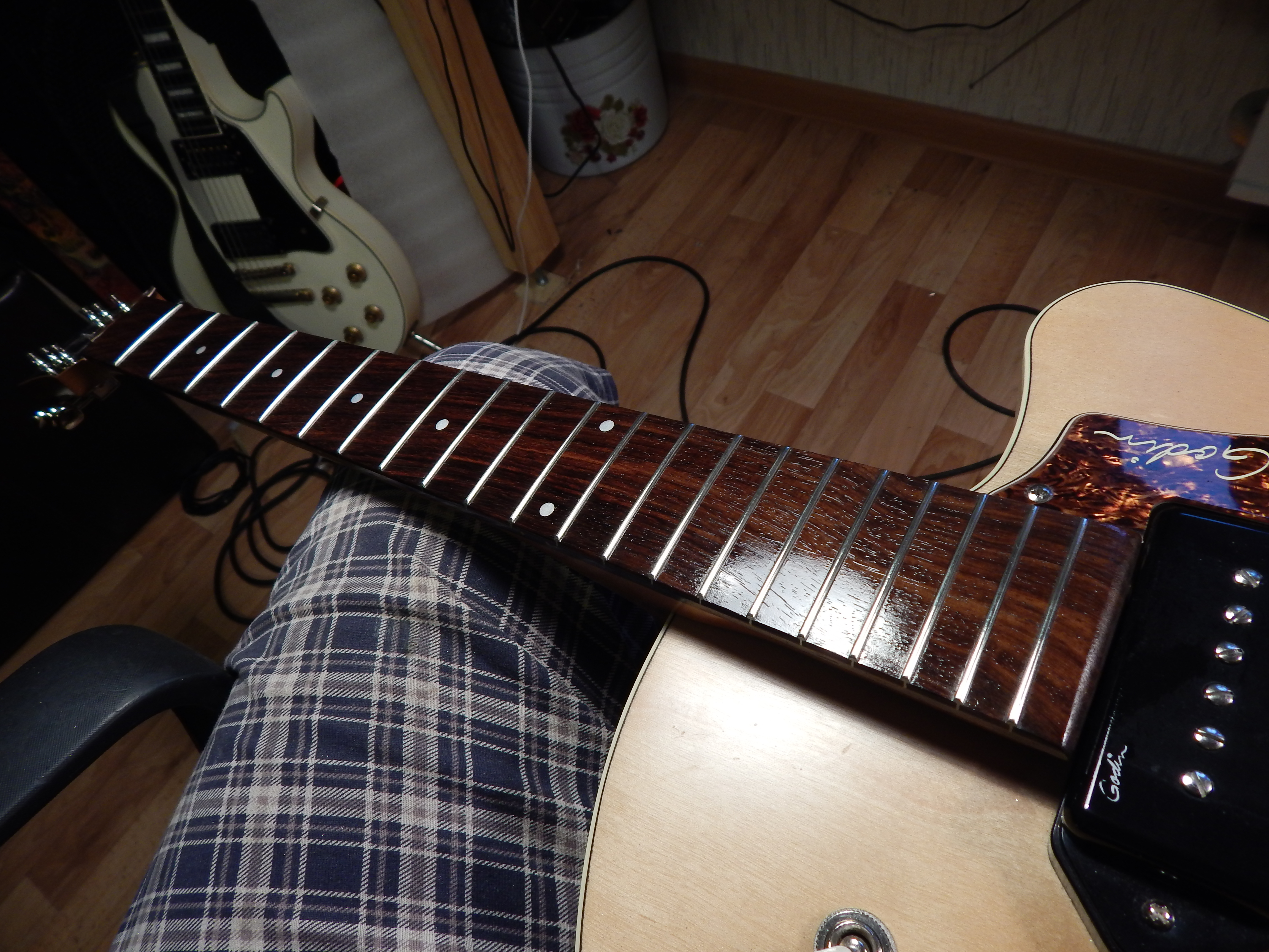 Замена ладов на грифе